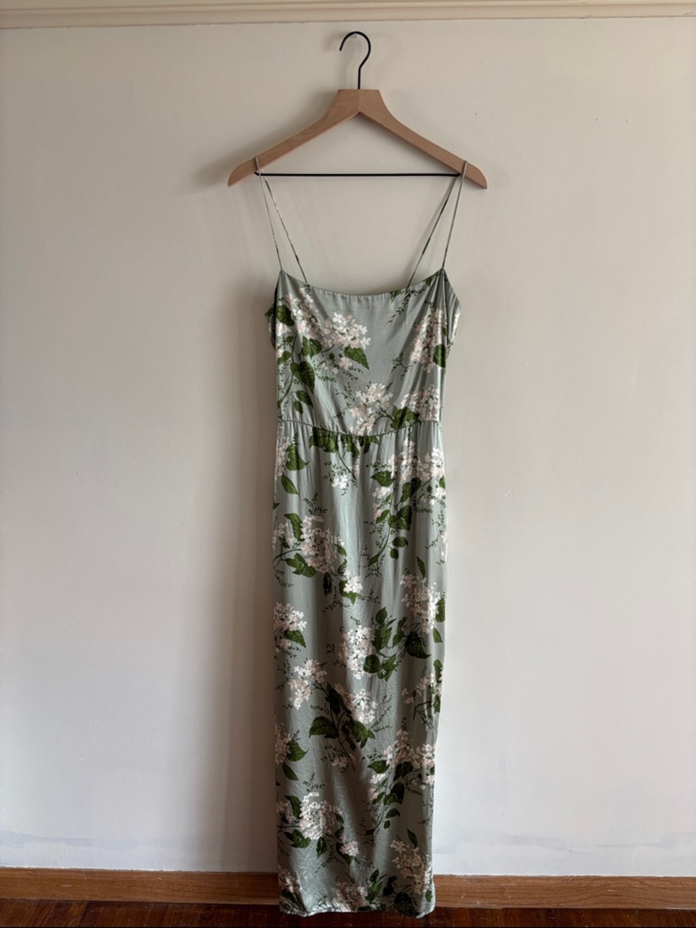 Reformation• 100% silk - sage green maxi dress with creamy white flowers.